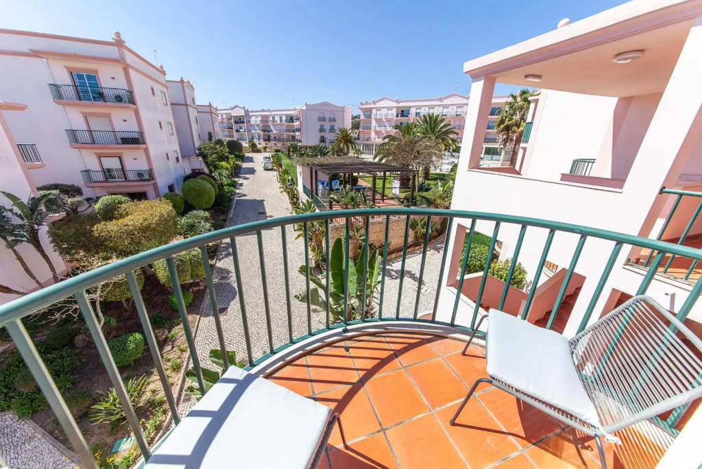 B73 - Luz Sun Holiday Apartment