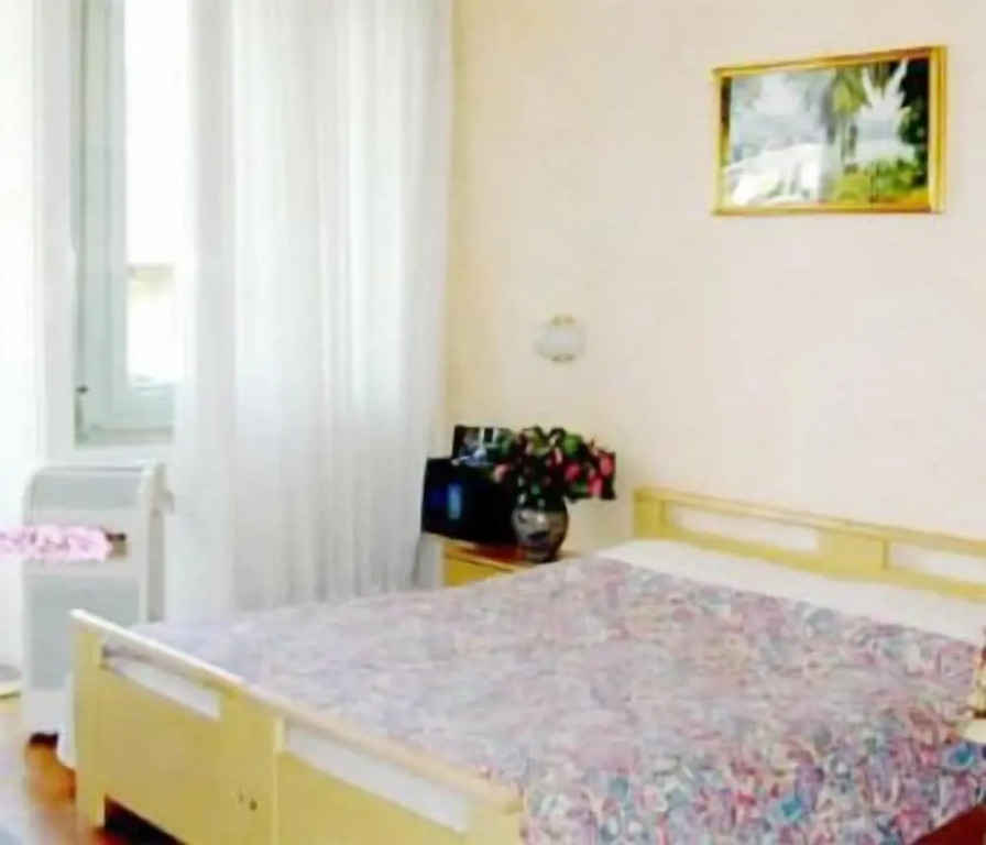 Hotel Elena