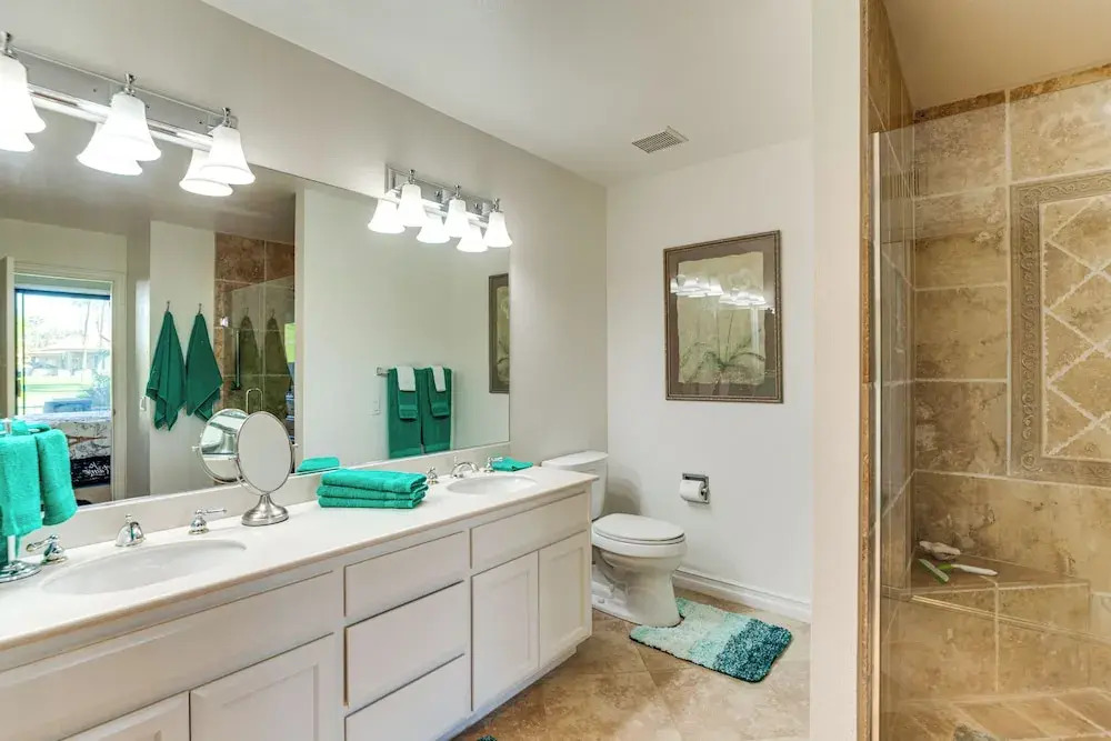 Mtn View & Fairway-facing Patio: Palm Desert Condo