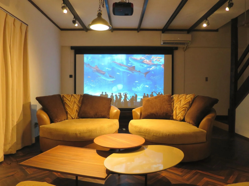 Cinema Resorts 1