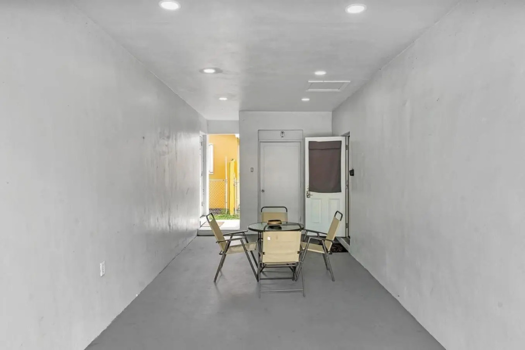 NEW Boutique One Bedroom Close to Aventura Mall & Beach