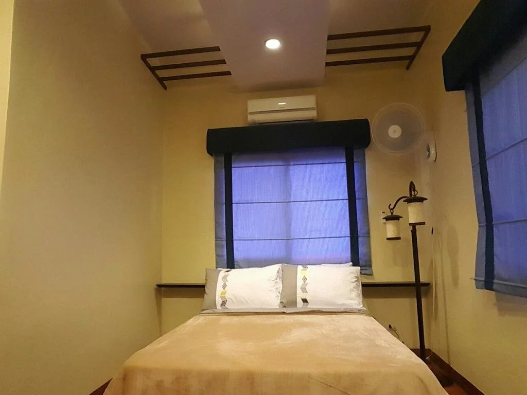 Mactan Breeze - Airport Bed & Breakfast