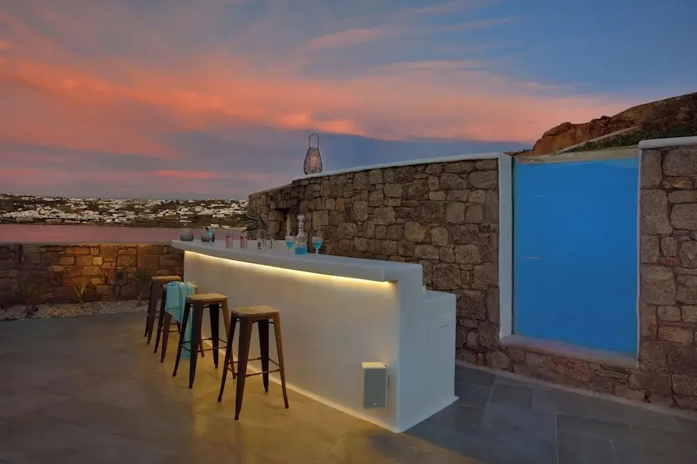 Villa Sapphire 6BR Hot Tub & Pool Ornos