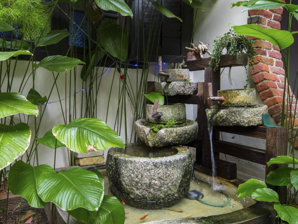 ke-lan-tan House