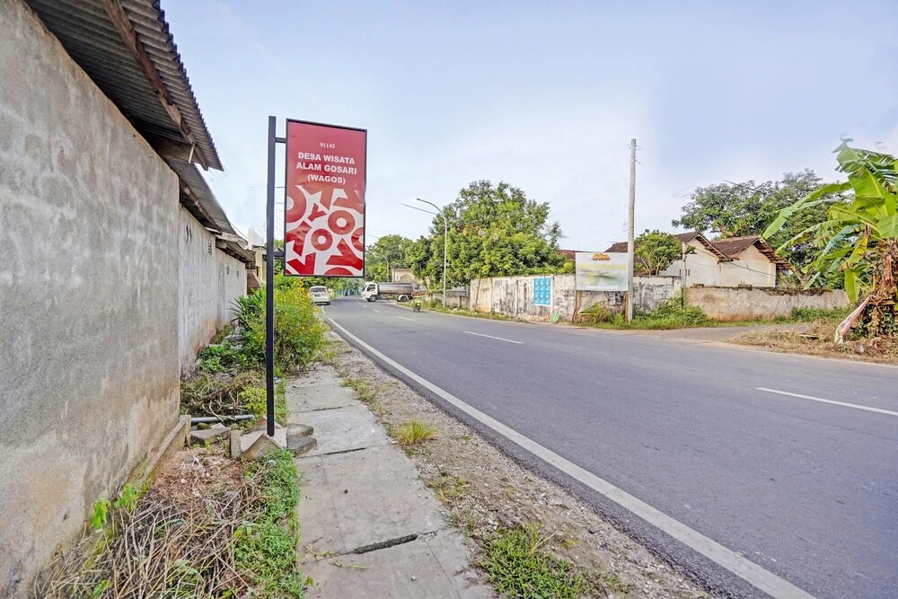 Hotel O Desa Wisata Alam Gosari