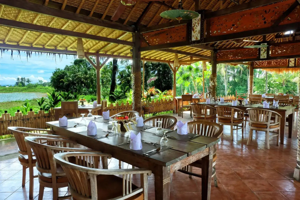 Puri Taman Sari Resort