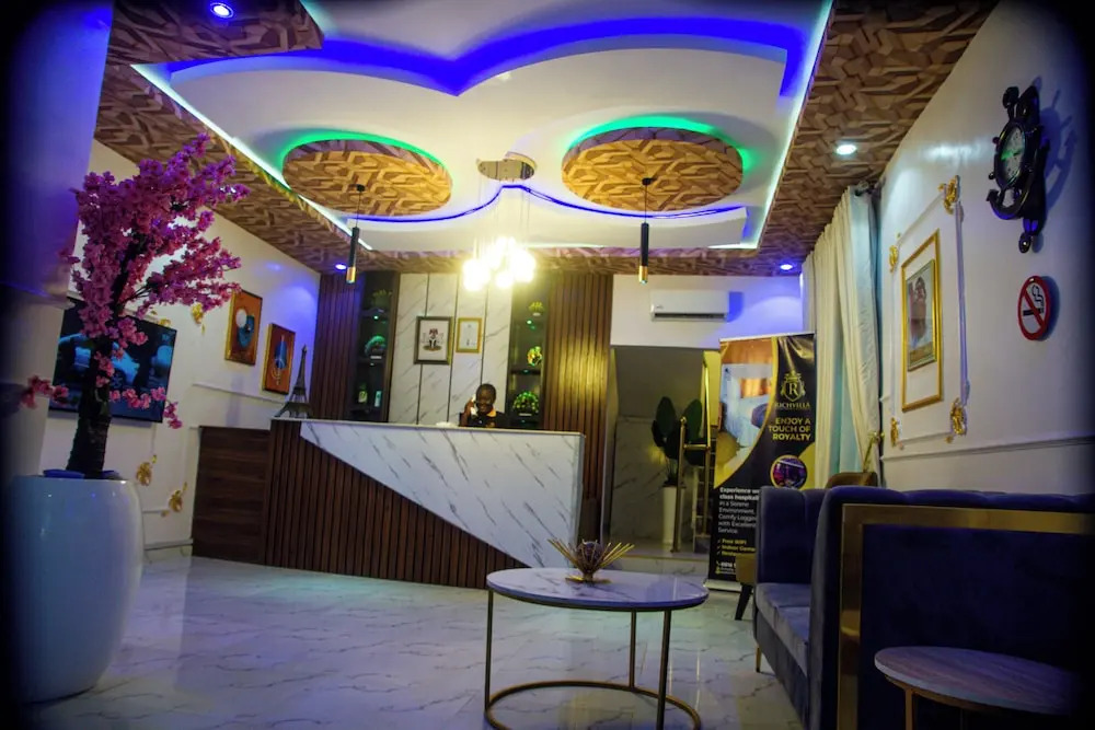 RichVilla Apartments & Hotels