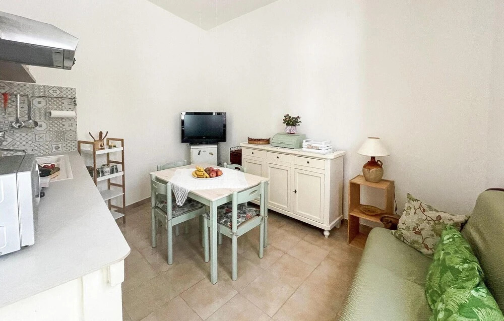 Nice Home in Poggiardo With Wifi and 2 Bedrooms