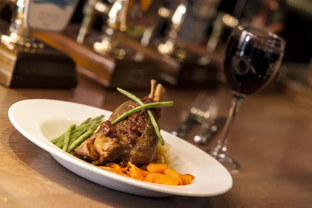 The Glen Hotel Newtonmore - Rooms, bar & restaurant