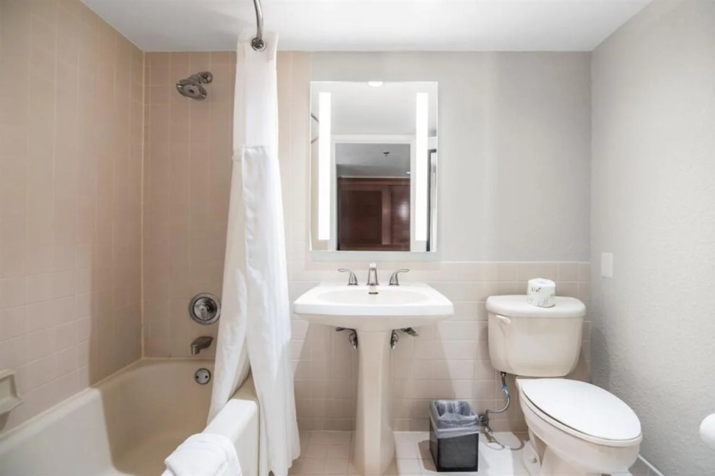 Miami Lakes Hotel