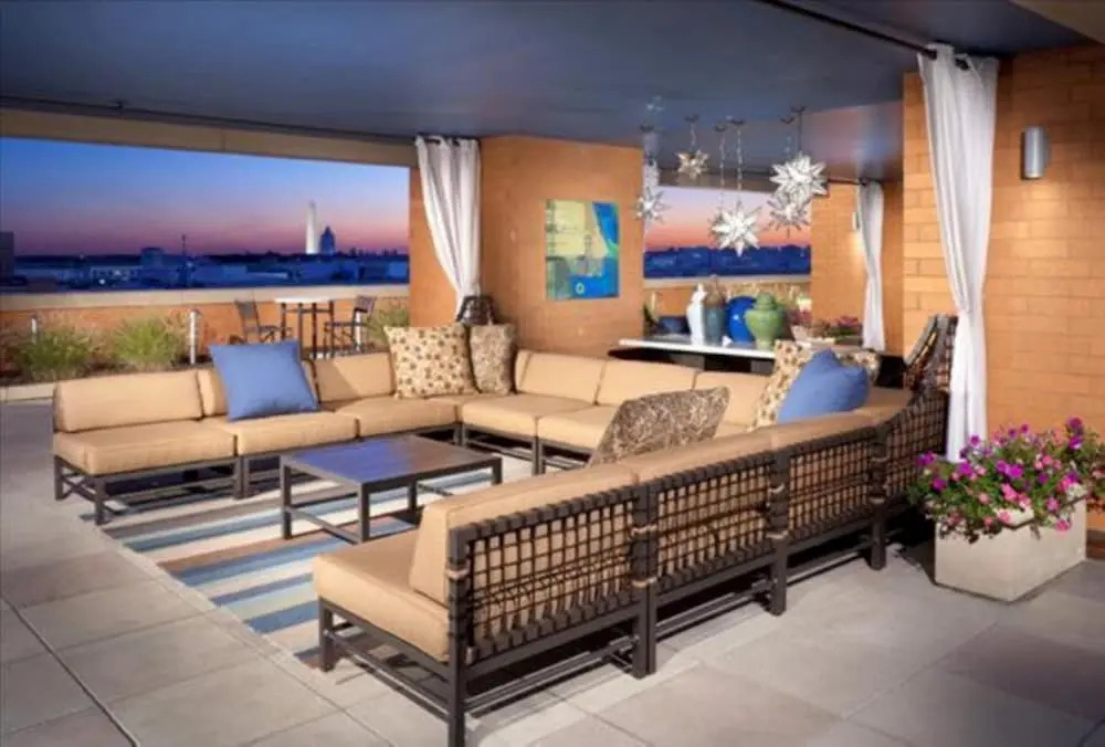 Bluebird Suites at Mt. Vernon Triangle