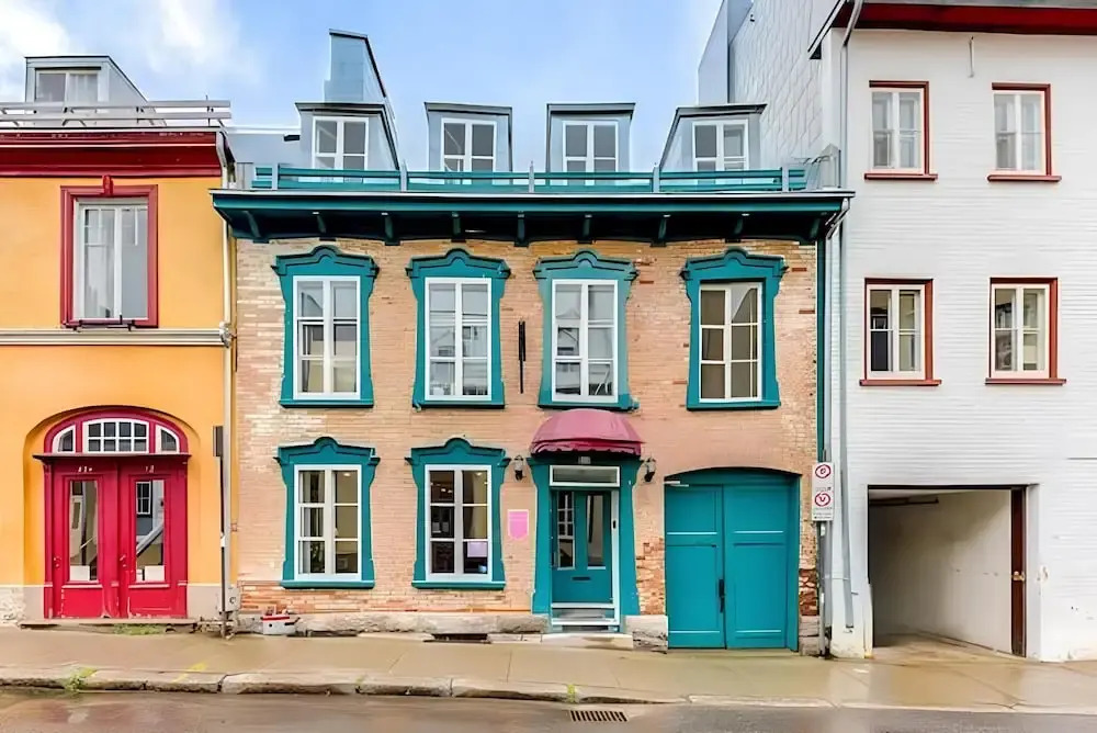 Quebec City 2 Bedroom Treasure