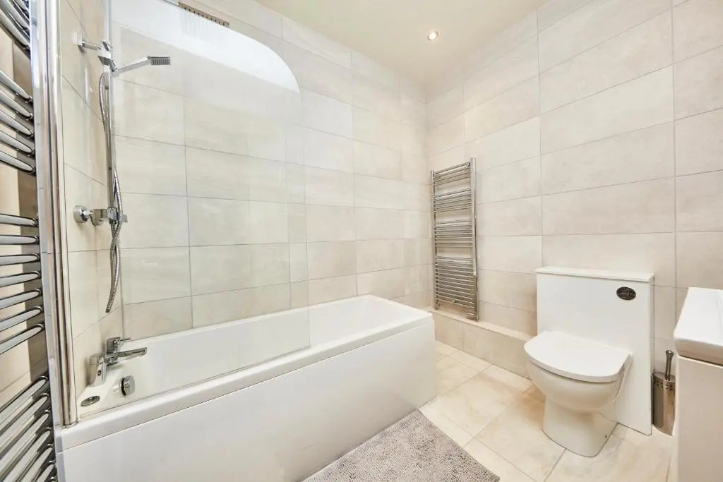 Stunning Central Gems of Harrogate - Sleeps 18!