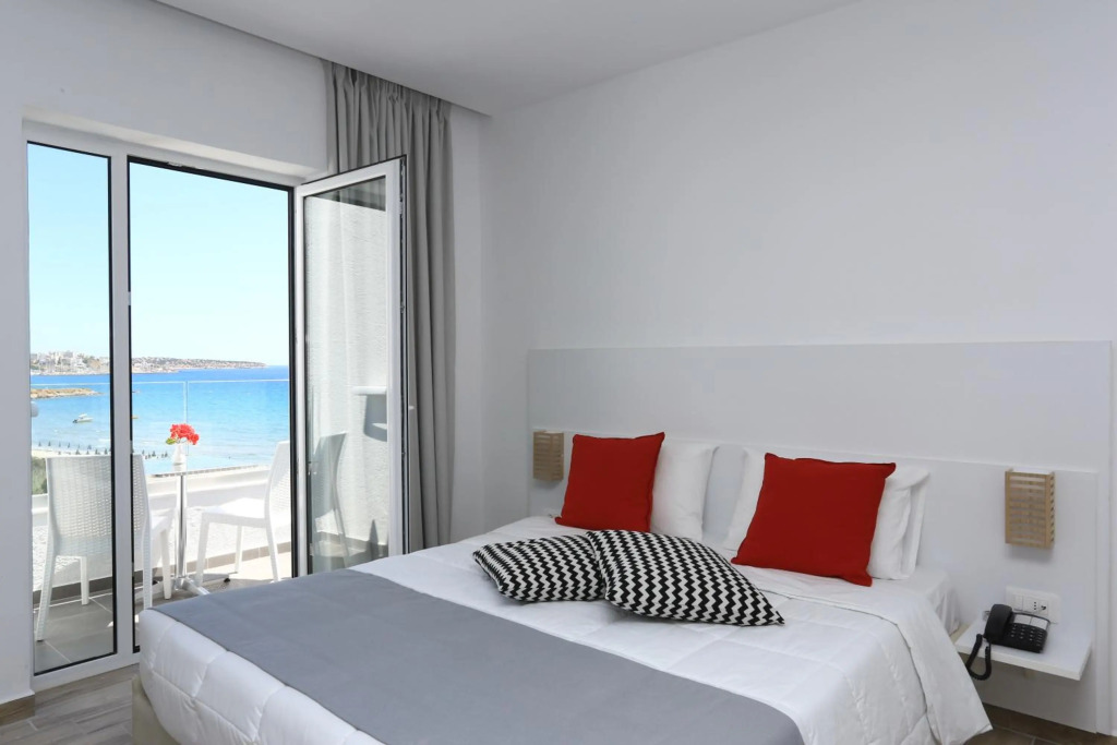 Almiros Apartments