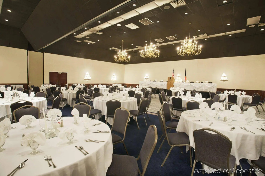 Y O Ranch Hotel and Conference Center