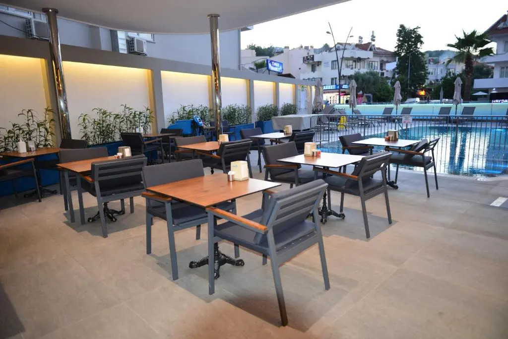 Oasis Otel