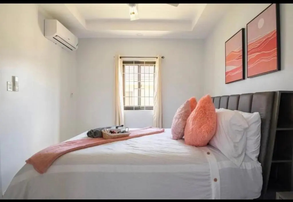 Luxurious Villa Royale- 5 min drive to Ocho Rios