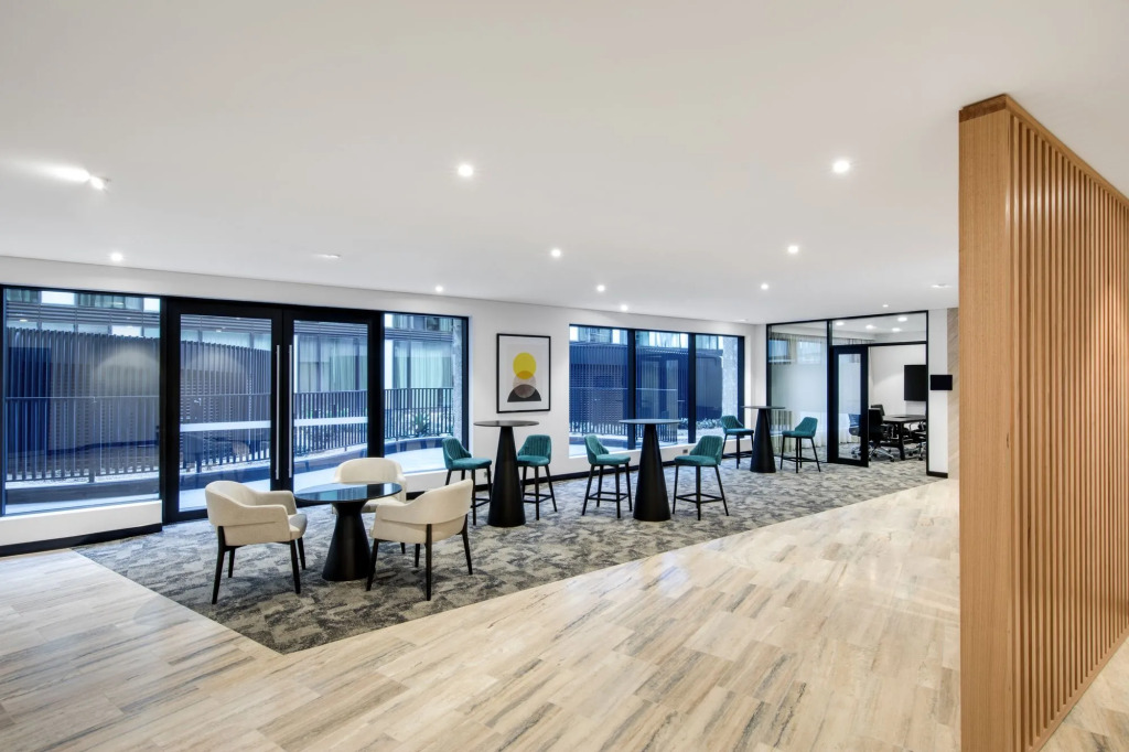 Vibe Hotel North Sydney