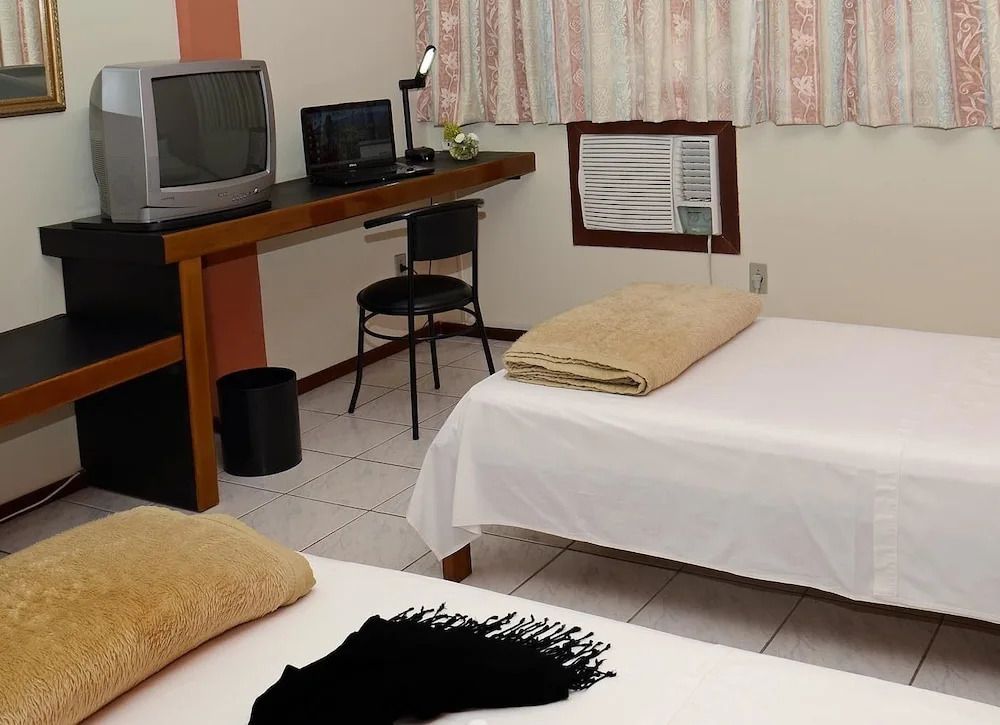 Castel Plaza Hotel