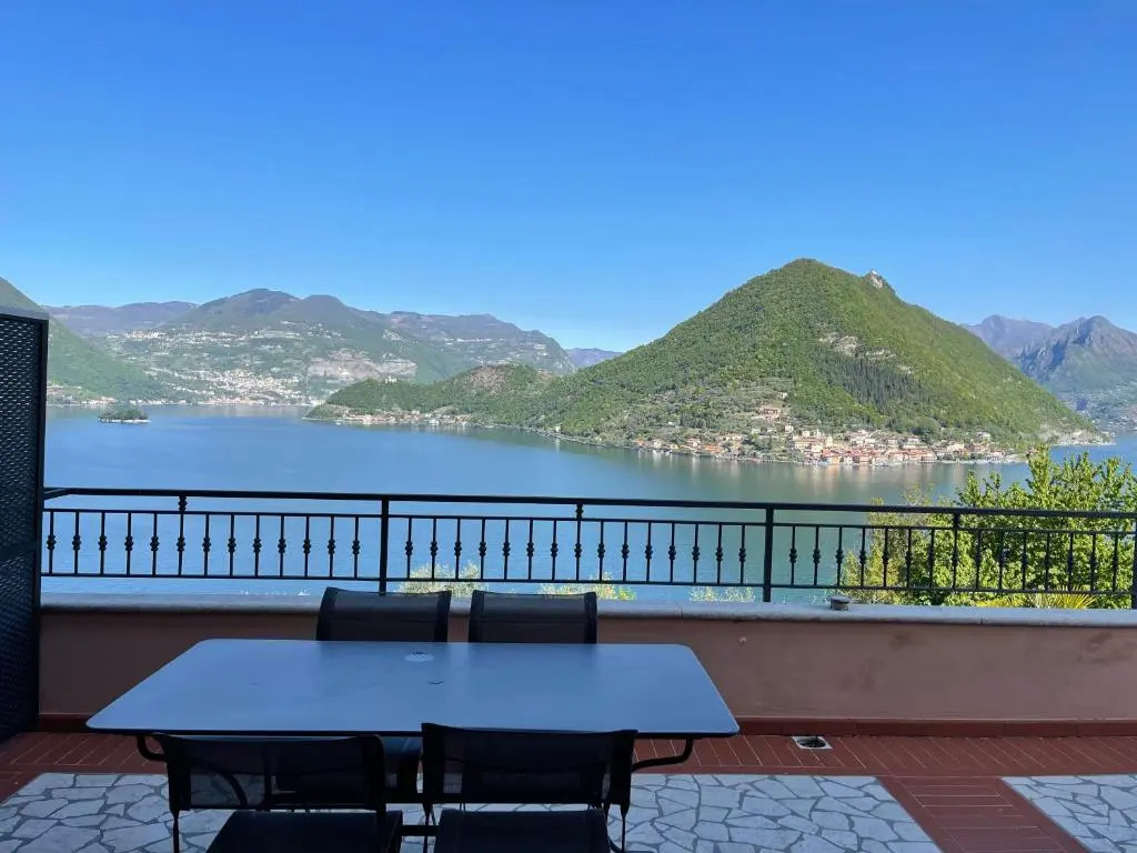Lake Iseo - Gli ulivi 1