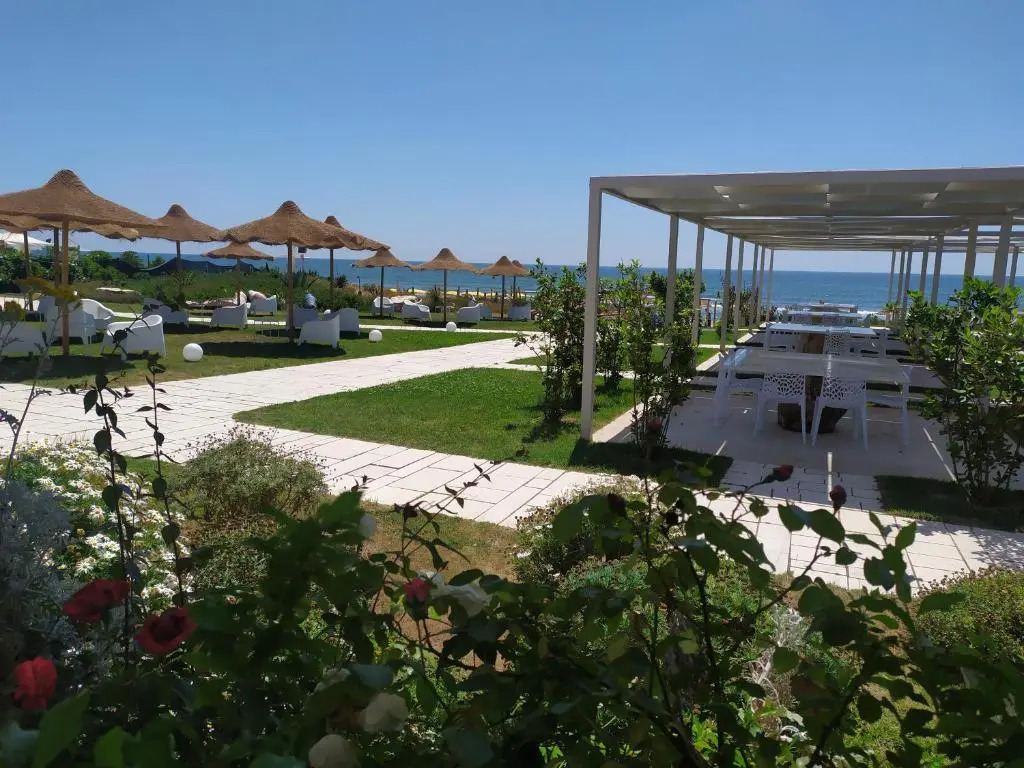 Rena Resort