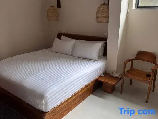 Sarana Beach Front Villas
