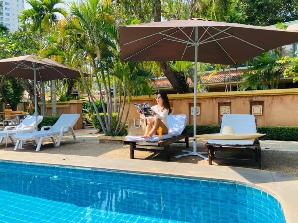 Safari Riviera Resort
