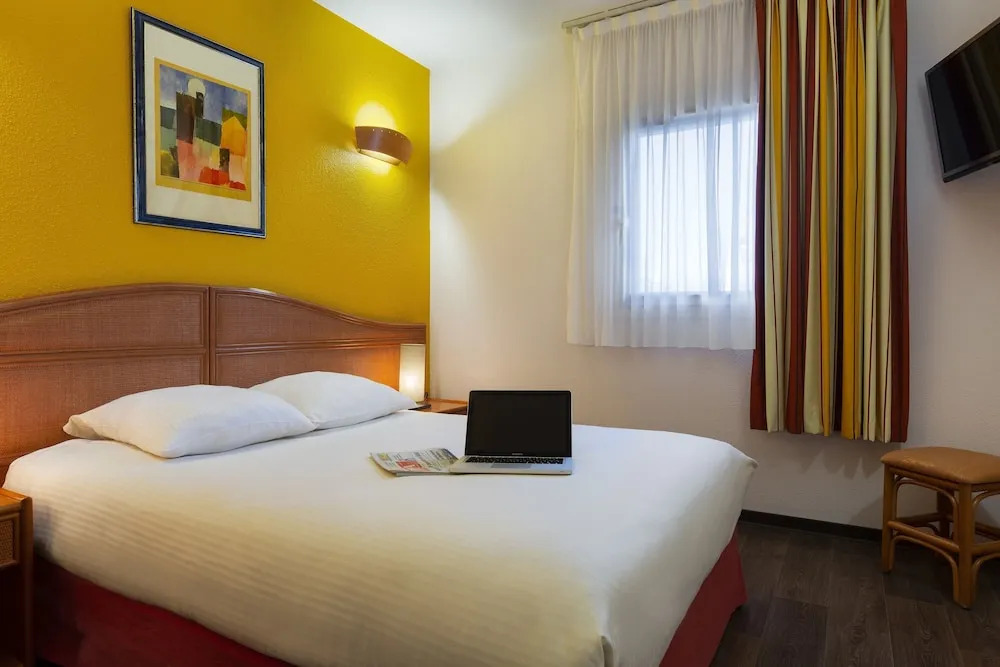 B&B HOTEL Strasbourg Aéroport