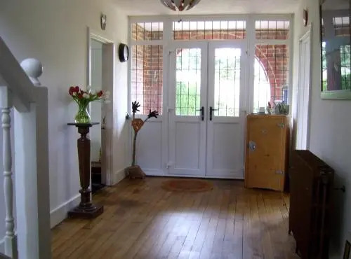 Picaroons - Friendly Bed & Breakfast Quiet with ample off-street parking