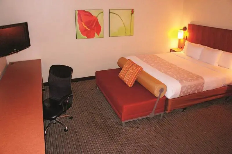 La Quinta Inn & Suites Montgomery Carmichael Road