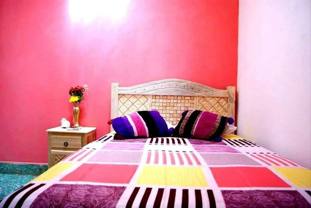 Hostel 53