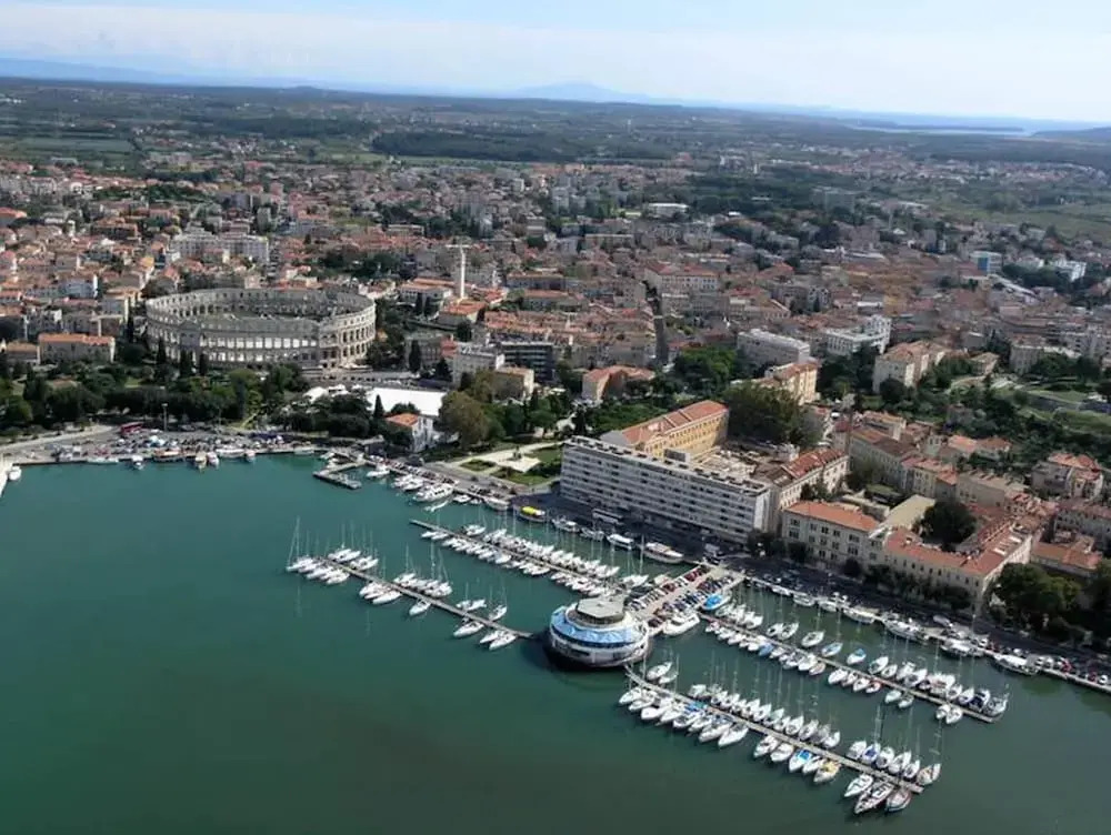 Apartment near Beach and Historical Center of Pula