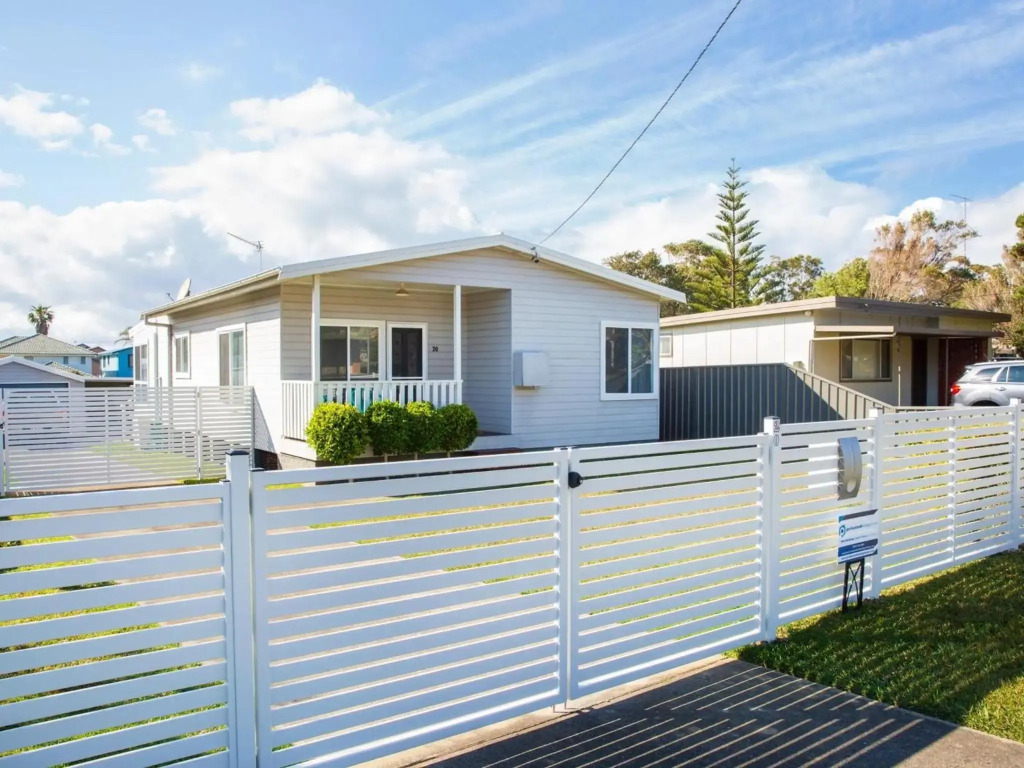 Tillys Retreat I Pet Friendly I 3 Min Walk to Beach