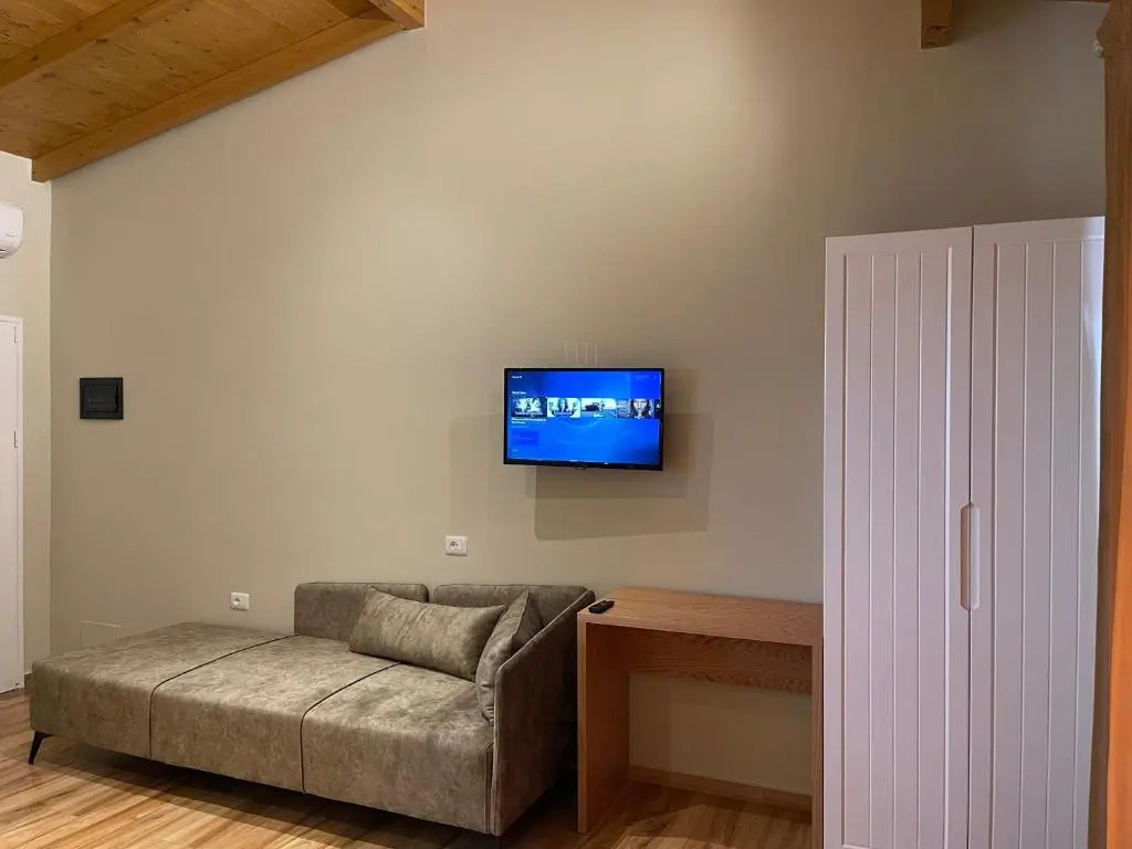 Arial Penthouse Suites