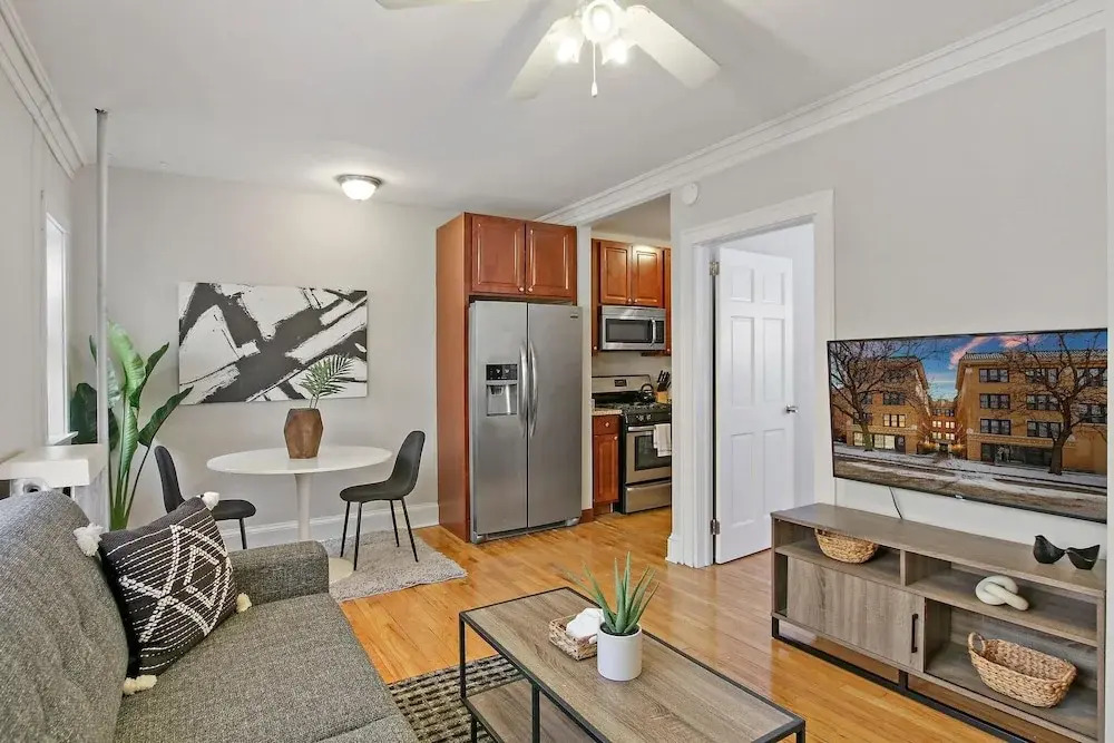 Homey 1BR - Eastwood 2S