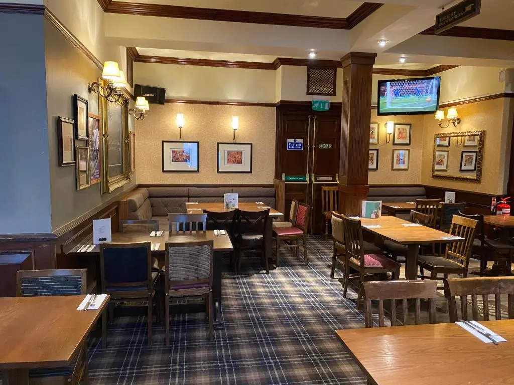 The Globe Inn