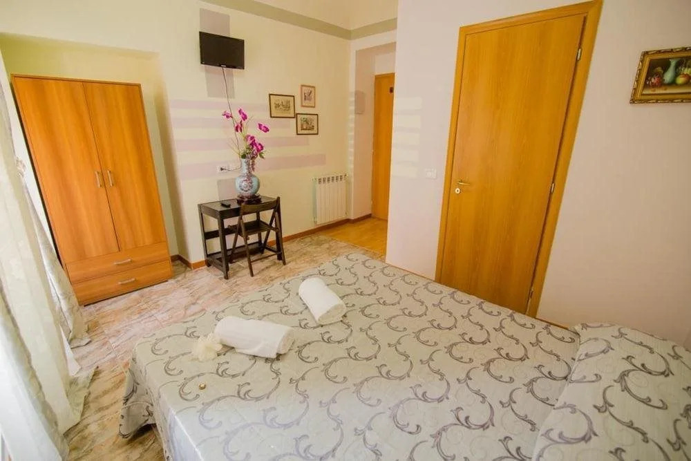 ROMA PARADISO GUEST HOUSE