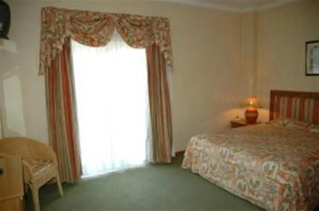 Upon Vila - Alcochete Hotel
