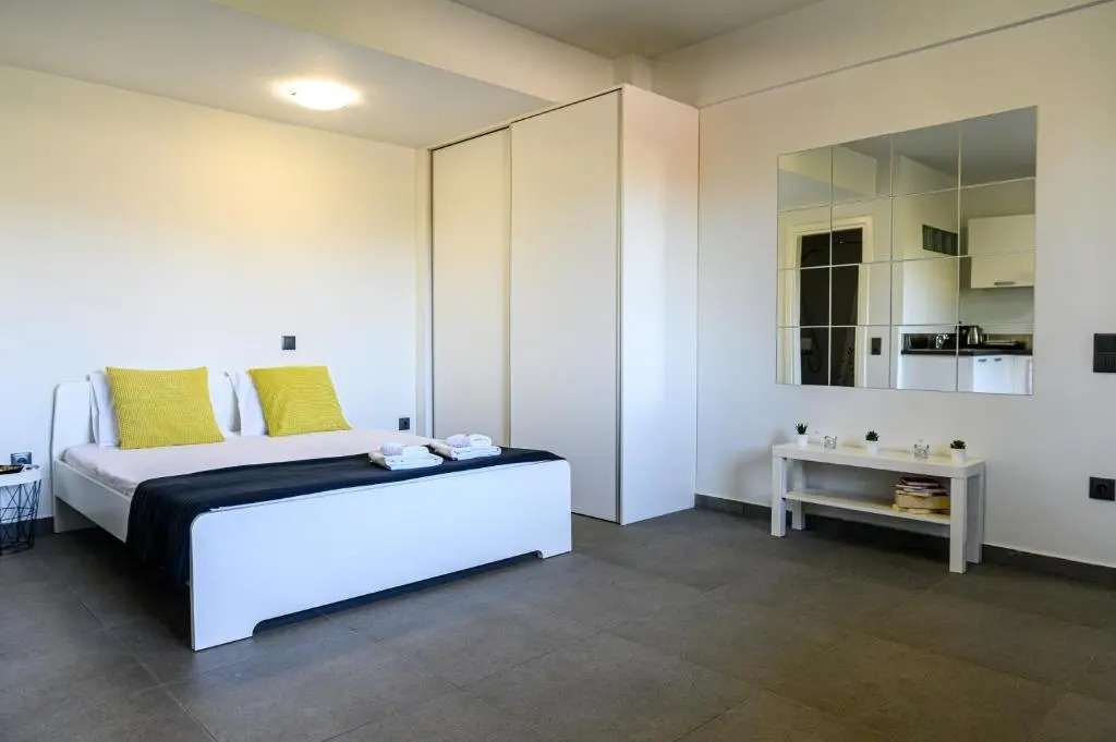 Minimal Studio in Nature, Exostis Nafplio