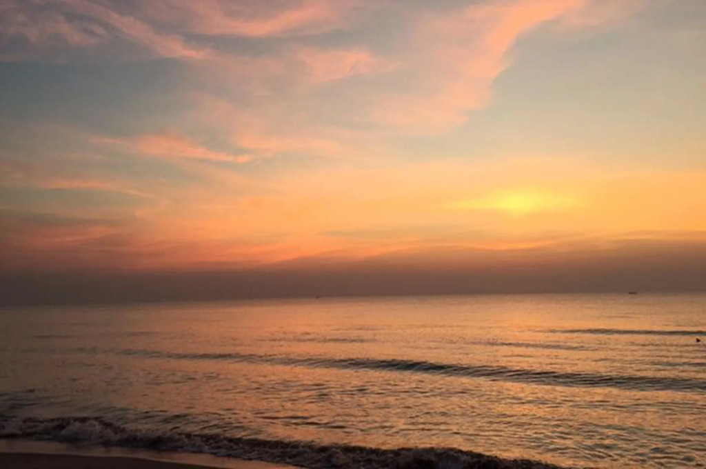 Le Petit Saint Tropez Beach Resort Khanom