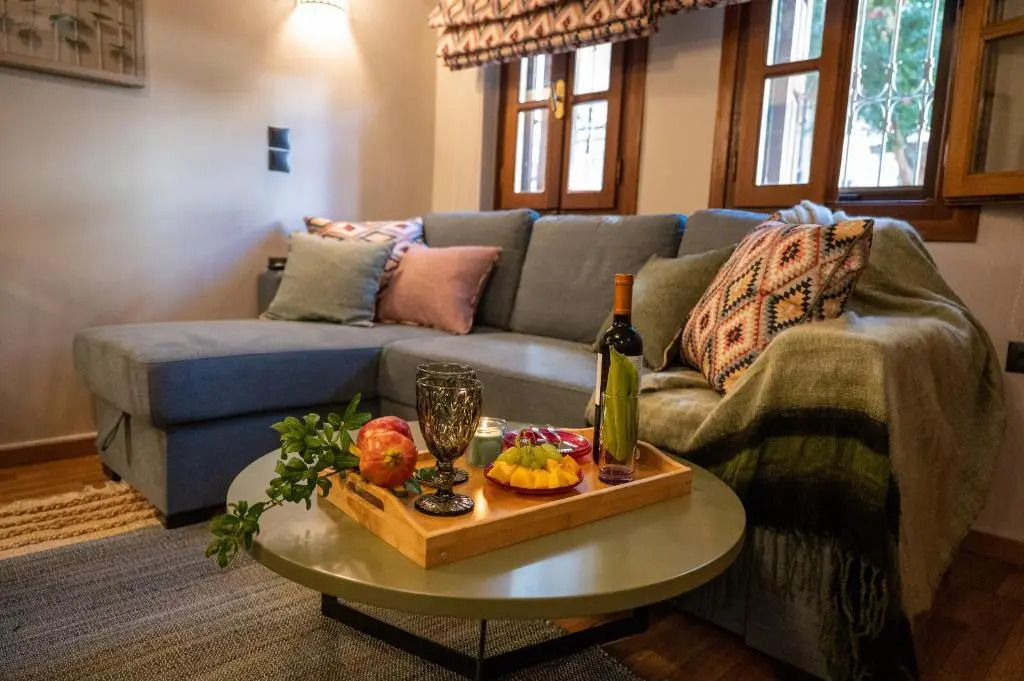 Dandy Villas Ioannina -Colorful Boutique House-in Old Town-Cozy