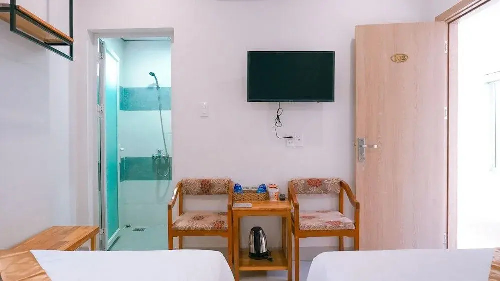Tay Thi Hotel 2