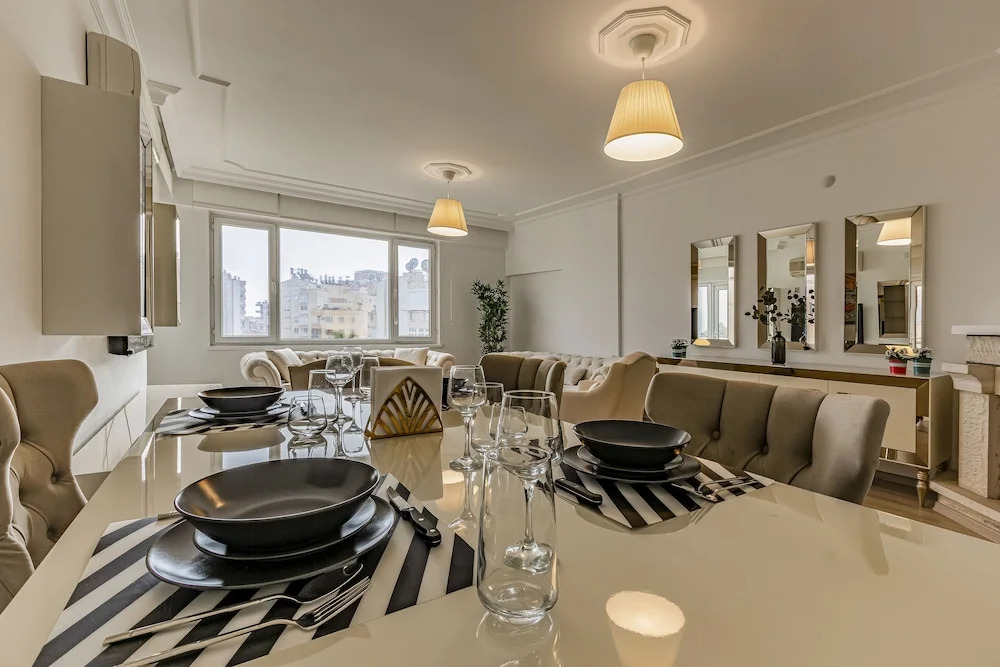 Melissas Suites Lara