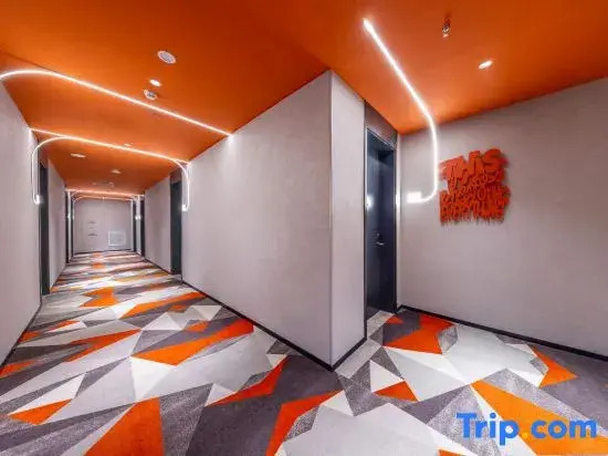 Yunik Esports Hotel (Zhangye Giant Buddha Temple & Municipal Government