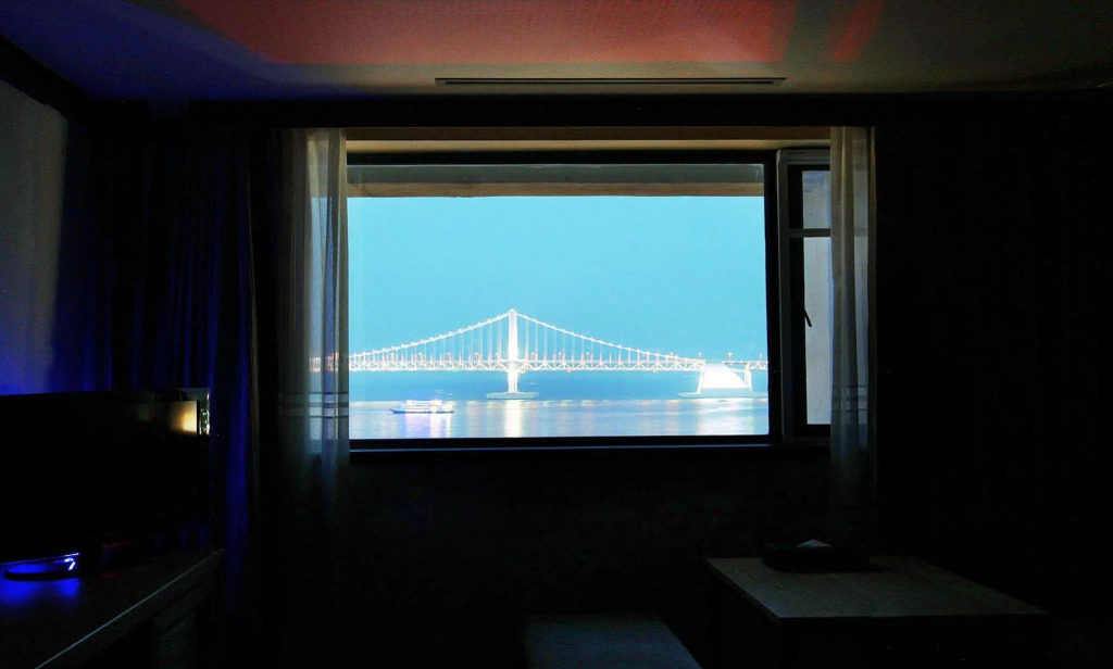 Dawn Beach Hotel
