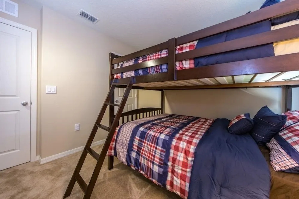 H2u - Gaston - Cb3181 4 Bedroom Townhouse