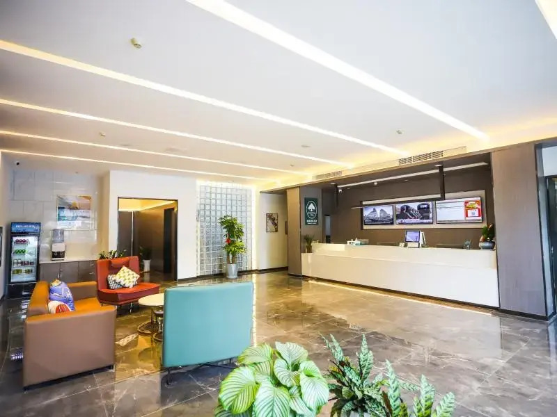 GreenTree Inn Yangzhou Jiangdu Development Zone Daqiao Town Express Hotel
