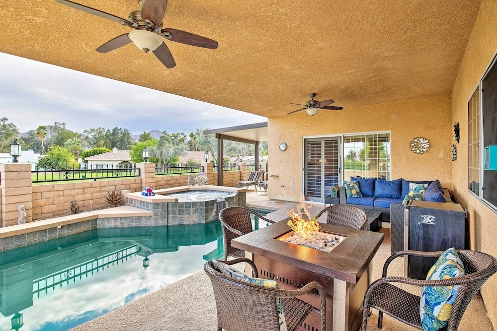 Pool/spa, Theater Room & Views: Palm Desert Home!