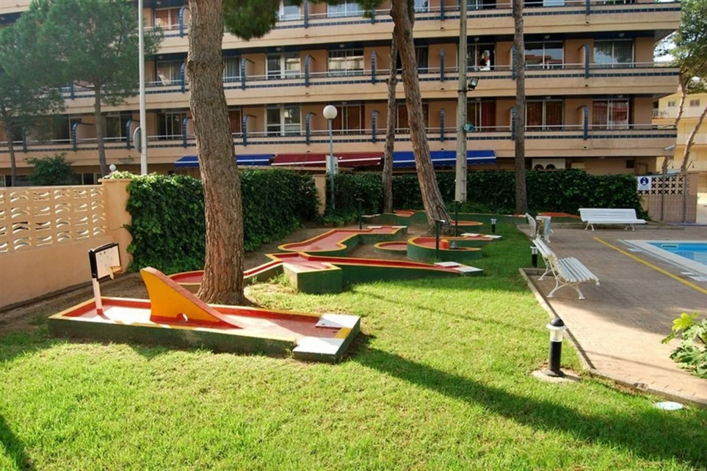 4R Playa Park