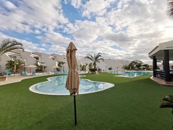 2Bed Apartment Pool View- San Eugenio
